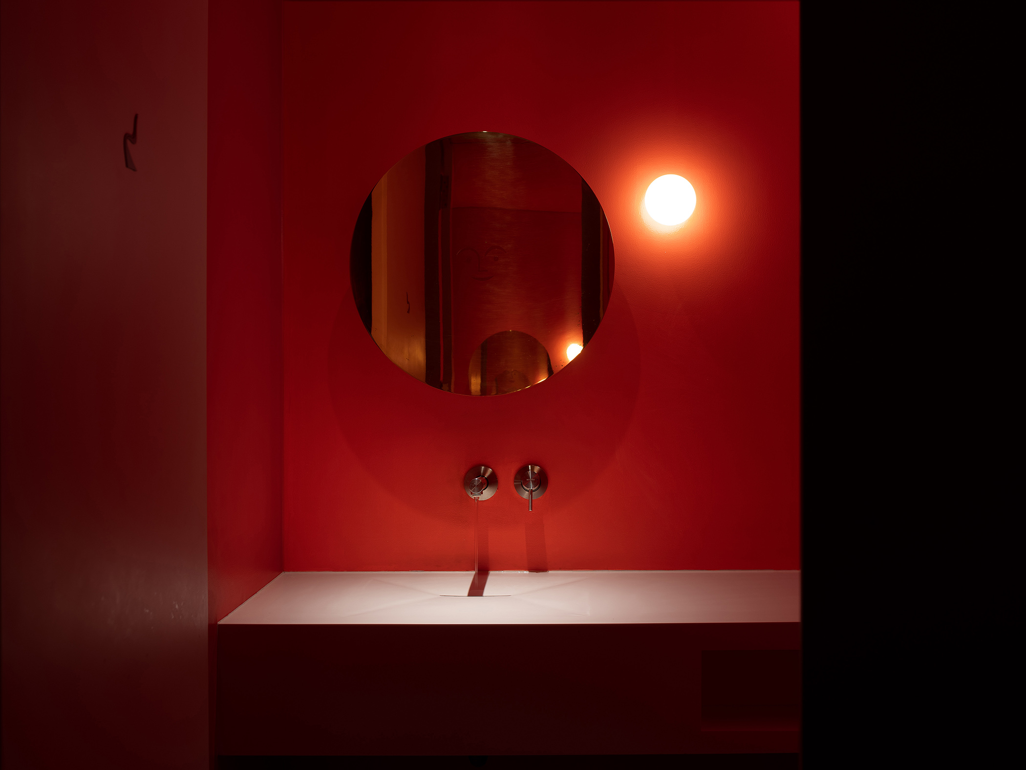 20191020VITRA105CccS.jpg